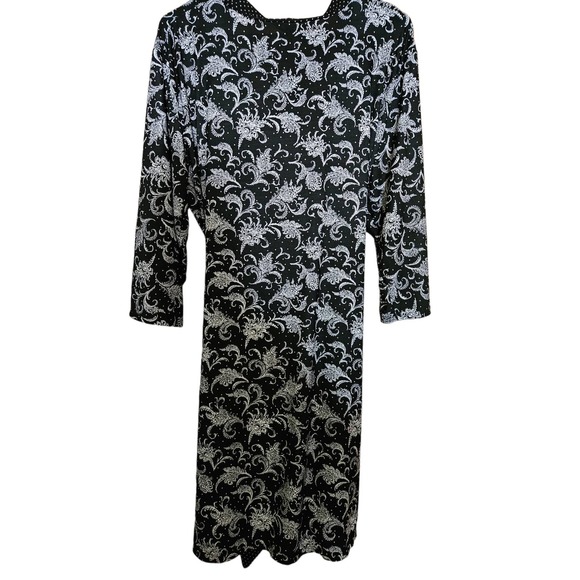 Marilyn Monroe Classic Intimate Robe, Knee length. Size Large  Black and white - Picture 2 of 8